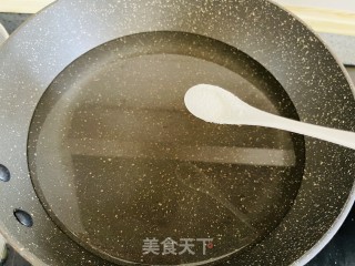 鲜嫩可口的芦笋炒虾仁步骤4