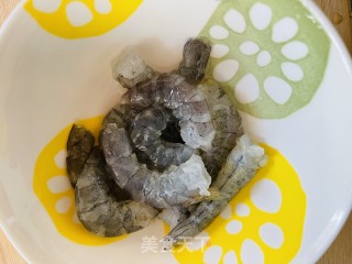 鲜嫩可口的芦笋炒虾仁步骤6