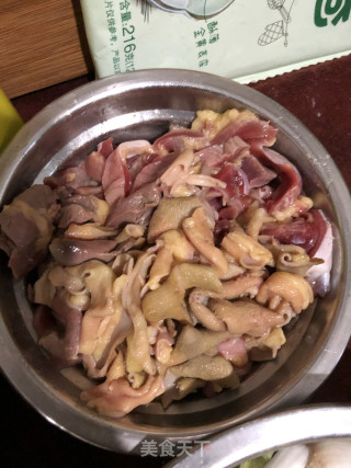 鸭杂粉条步骤1