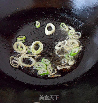 蚝油鸡蛋炒笋片步骤4