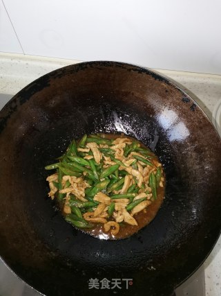 豆角炒鸡丝步骤6