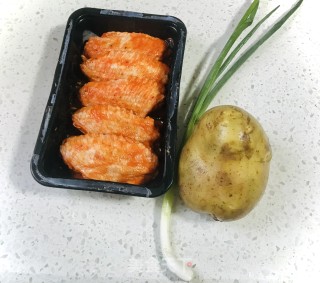 鸡翅蒸土豆步骤1