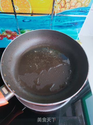 鸭油香葱摊鸡蛋步骤5