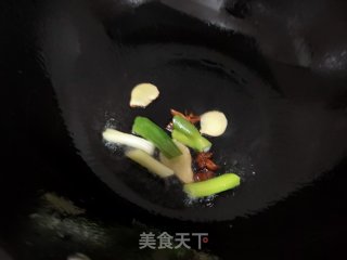 红烧丸子步骤2
