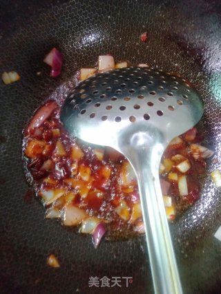 双椒爆花甲步骤5
