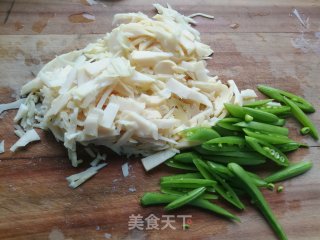 笋丝炒牛肉步骤2