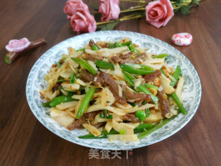 笋丝炒牛肉步骤6