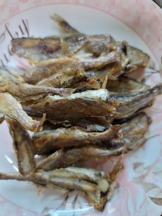 青椒豆鼓炒黄花鱼步骤5