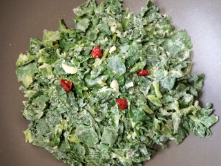 蒜蓉辣椒炒菠菜步骤13