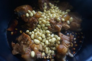 美容养颜食补平民菜——黄豆炖猪蹄步骤10