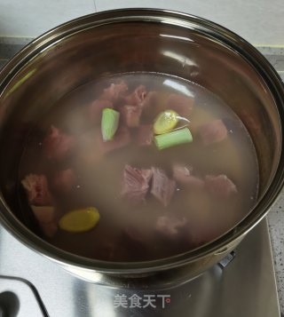 萝卜西红柿炖牛腩步骤4 萝卜西红柿炖牛腩步骤4
