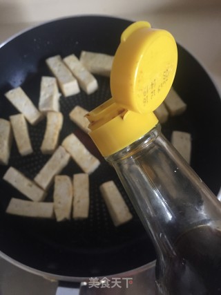 荞头煎豆腐步骤7