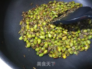 香椿炒毛豆米步骤6