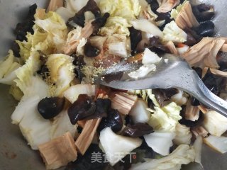 木耳腐竹炒白菜步骤5 木耳腐竹炒白菜步骤5