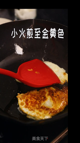 家常菜：辣椒炒荷包蛋~步骤4
