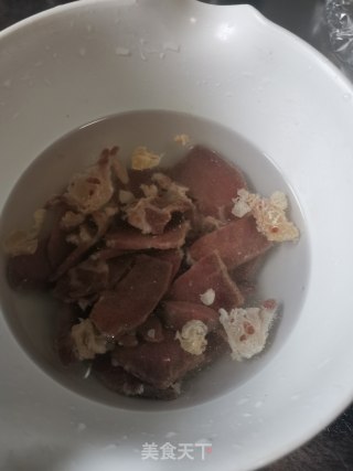 蚕豆春笋炒咸肉步骤8
