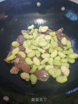 蚕豆春笋炒咸肉步骤10