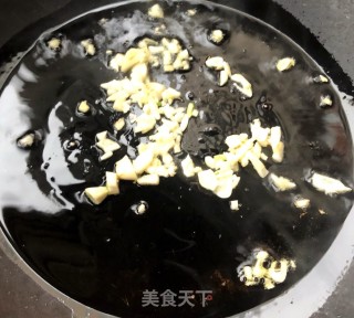 黄瓜胡萝卜炒腊肠步骤5