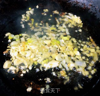 洋葱香菇胡萝卜炒土豆片步骤5
