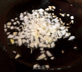 青椒胡萝卜香菇炒豆干步骤6