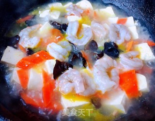 西兰花虾仁木耳炖豆腐步骤7