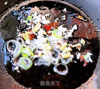 蒜香鸡翅尖步骤5