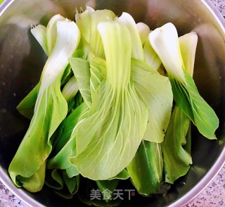 素炒香菇油菜步骤1