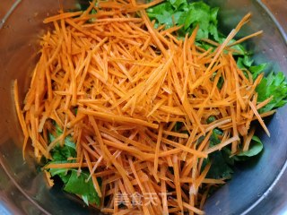 芹菜叶蒸胡萝卜步骤5 芹菜叶蒸胡萝卜步骤5