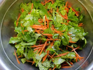 芹菜叶蒸胡萝卜步骤7 芹菜叶蒸胡萝卜步骤7