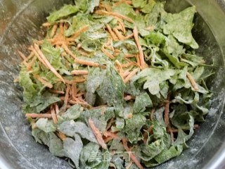 芹菜叶蒸胡萝卜步骤9 芹菜叶蒸胡萝卜步骤9