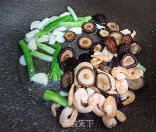 香菇海米烧豆腐步骤2