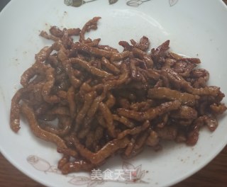 海带豆芽香芹炒肉丝步骤4