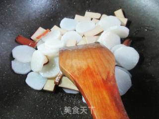 鸡蛋干炒山药步骤6
