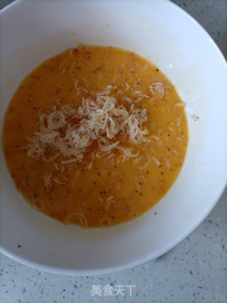 灯笼椒虾皮煎鸡蛋步骤4