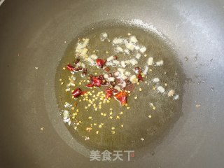胡萝卜青椒炒香菇步骤7