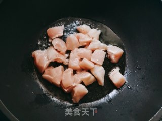 土豆烧鸡胸肉步骤3