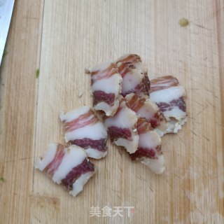 腊肉炒菠菜杆步骤7