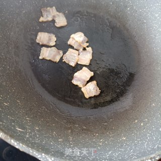 腊肉炒菠菜杆步骤12