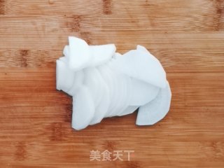 萝卜蒸腊肠步骤1