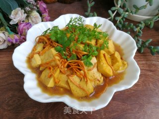 虫草花炖豆腐步骤5