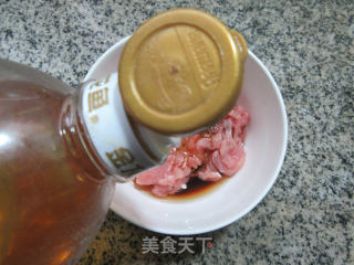 肉丝笋丝炒香锅豆腐步骤5