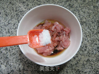 肉丝笋丝炒香锅豆腐步骤6
