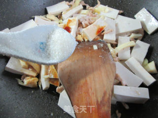 肉丝笋丝炒香锅豆腐步骤14