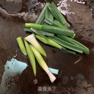 荷兰豆炒里脊肉步骤2