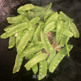荷兰豆炒里脊肉步骤7