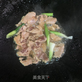 荷兰豆炒里脊肉步骤6
