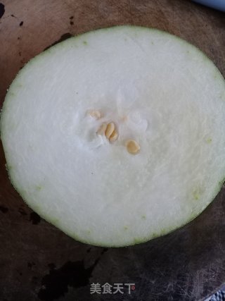 腊肉炒冬瓜步骤1