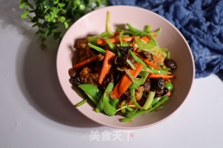 青椒芹菜炒鸡肉步骤10 青椒芹菜炒鸡肉步骤10