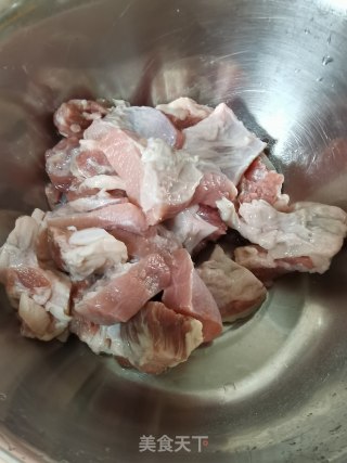 焖牛腩步骤3