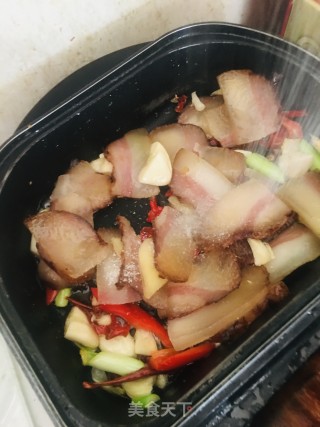 青蒜炒腊猪脸步骤5